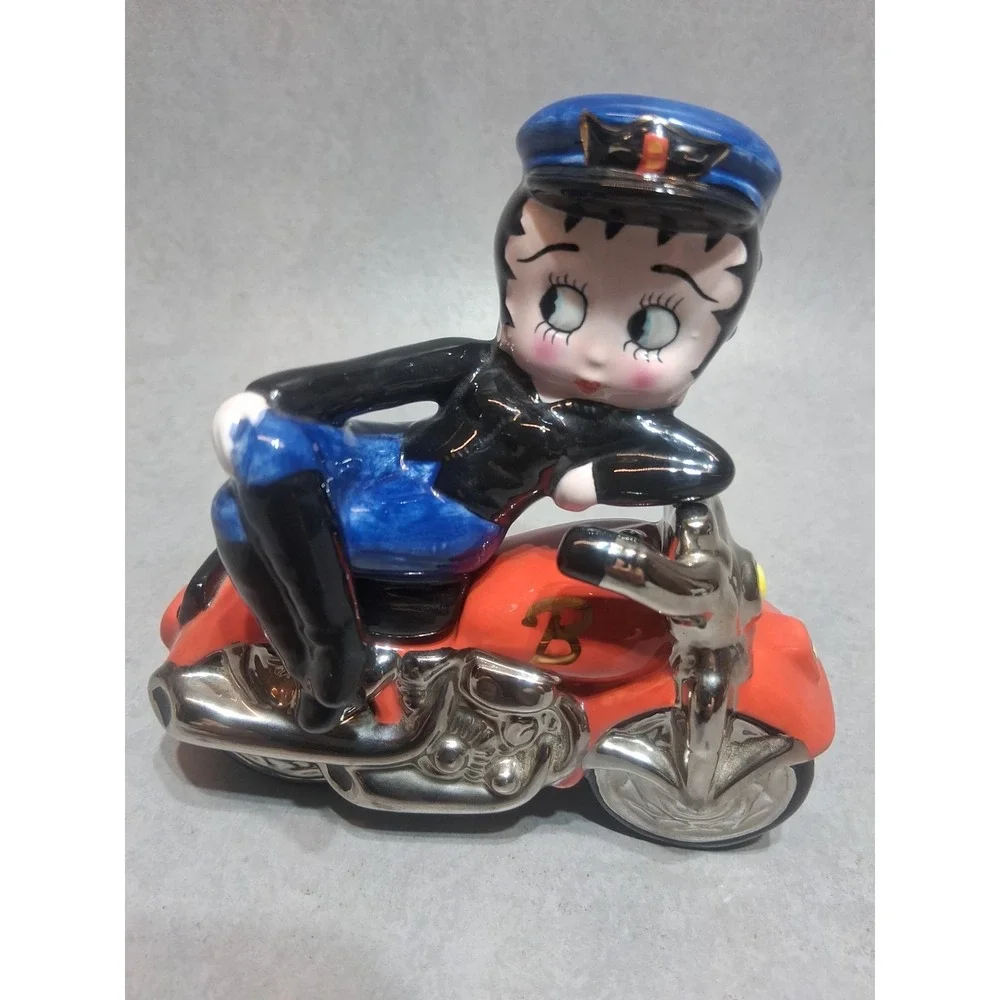 Retired Betty Boop Collectible Motorcycle Detachable Figurine Salt & Pepper VGT